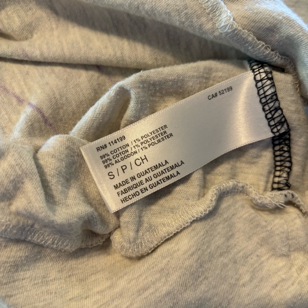 shirt size small - Picture 5 of 5